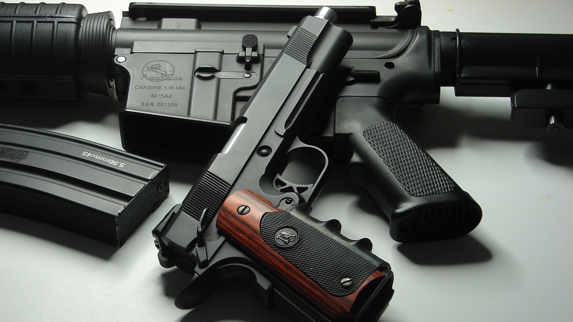 爱游戏娱乐-足球比赛中防守端的战术如何演绎？，足球 防守