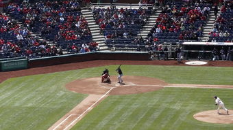 爱游戏-英超球队基于运动表现数据调整赛中体能分配策略，英超球员跑动数据