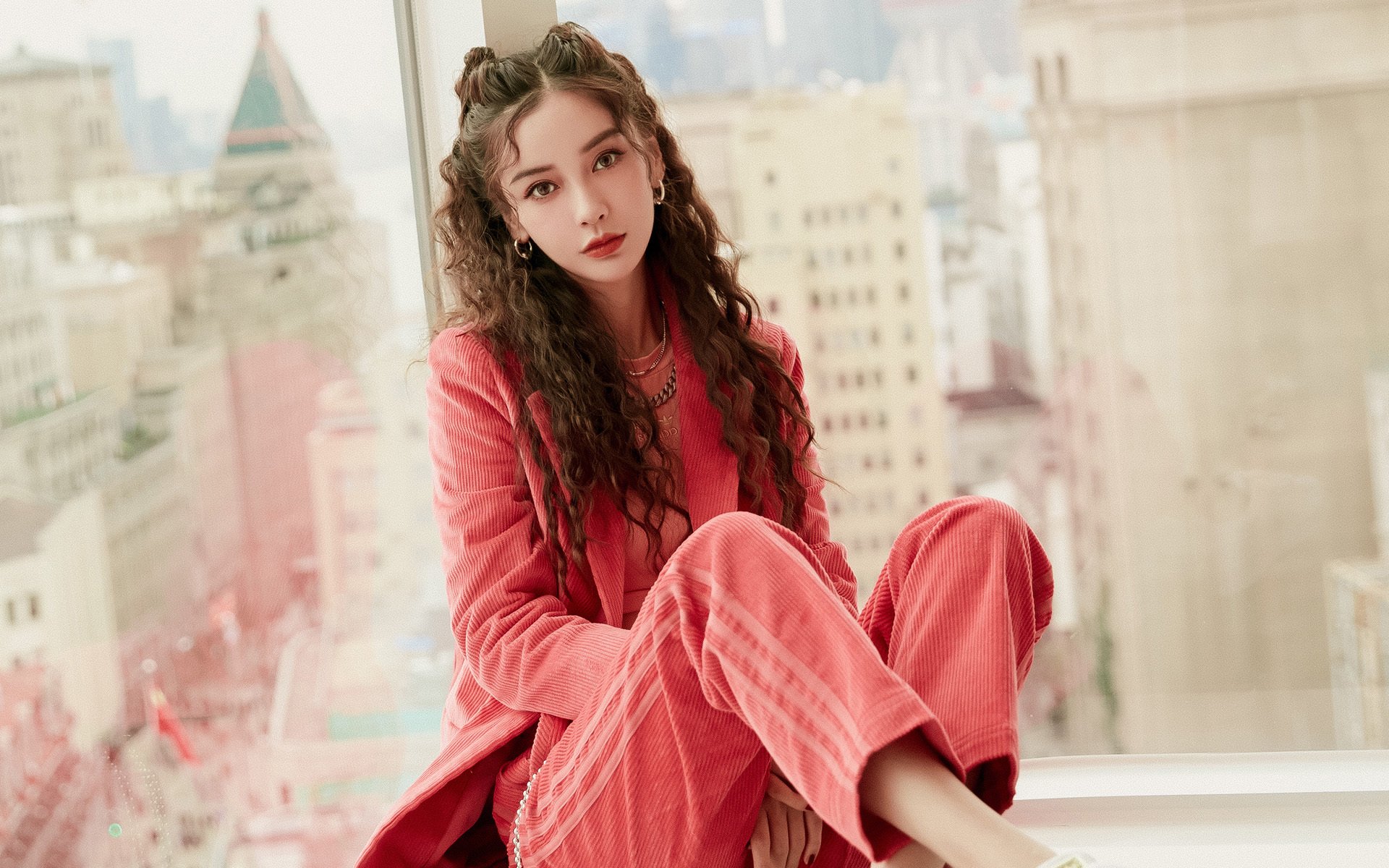 爱游戏体育-进攻失败后的反抢是否优先由边路球员承担，进攻反击成功